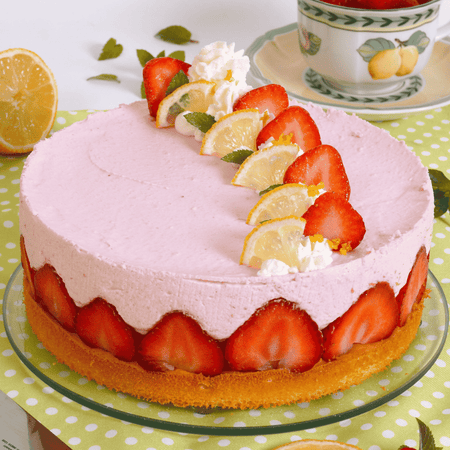 Erdbeermousse Torte