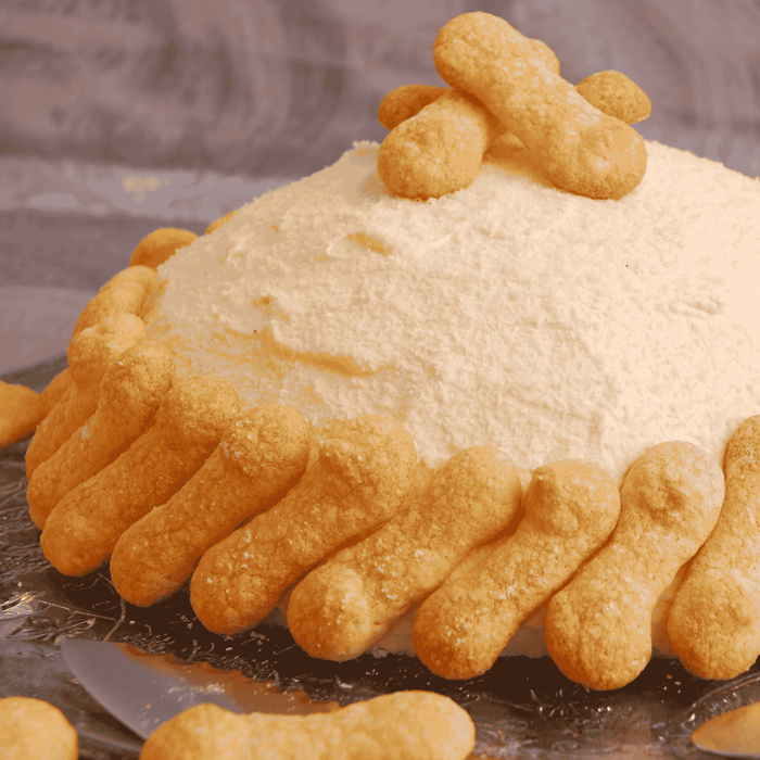 Kuppeltorte mit Kokos