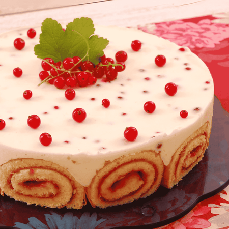 Buttermilch-Johannisbeer-Charlotte