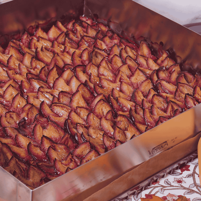 Zwetschgenkuchen mit Quark-Öl-Teig - mit Video