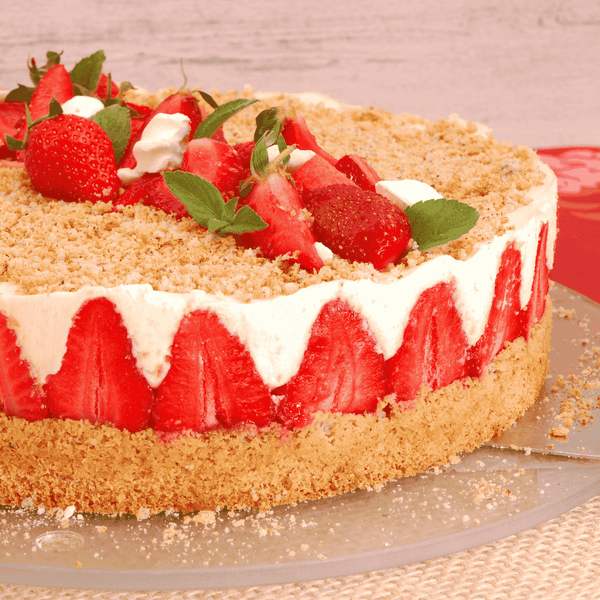 "Erdbeer-Mandeltorte"